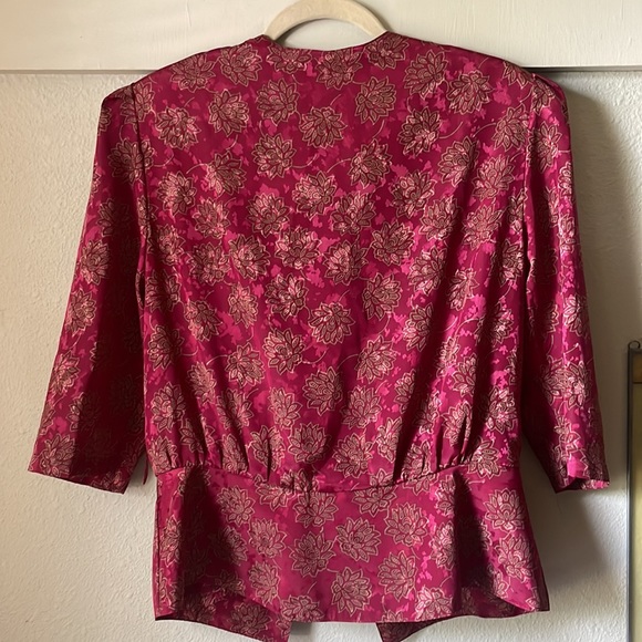 Vintage Andrea Gayle polyester floral button down blouse with shoulder pads - Picture 6 of 8